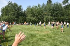 water-balloon-toss